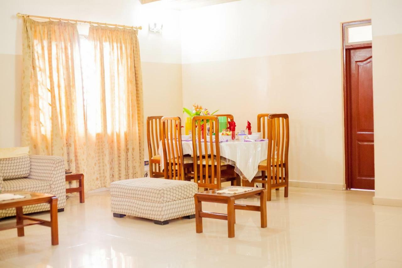 Charis Home Services Haatso Esterno foto