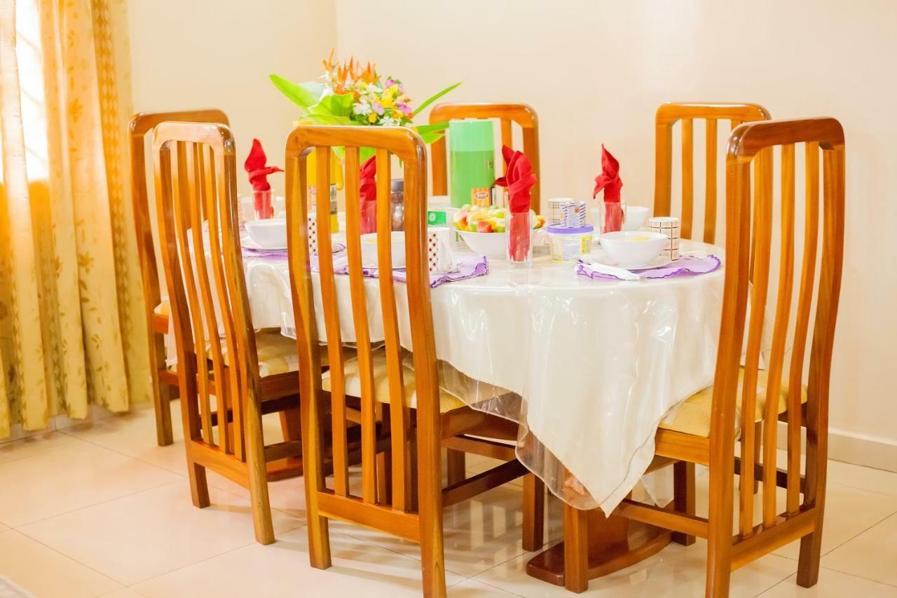 Charis Home Services Haatso Esterno foto
